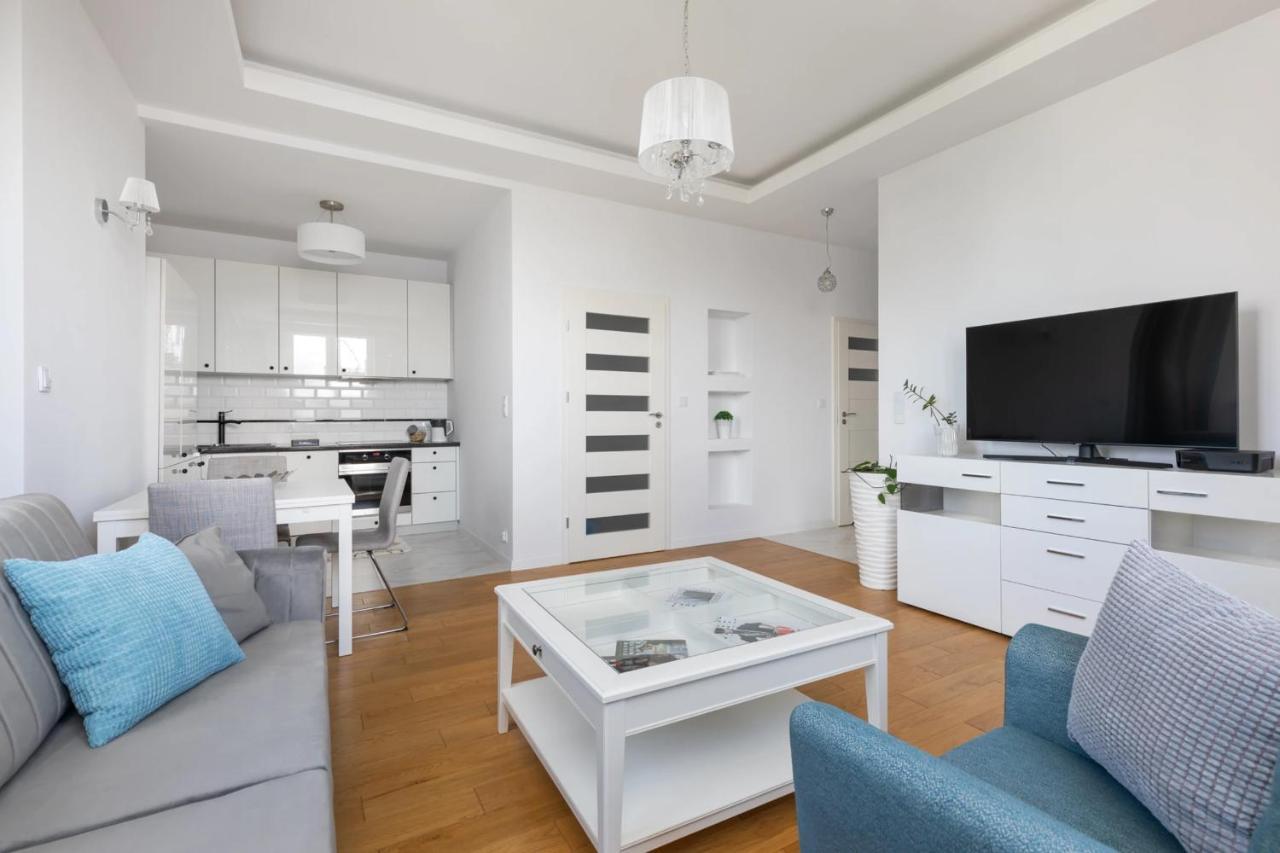 Przestronny Apartament Z Widokiem Na Miasto W Warszawie Varşovia Exterior foto