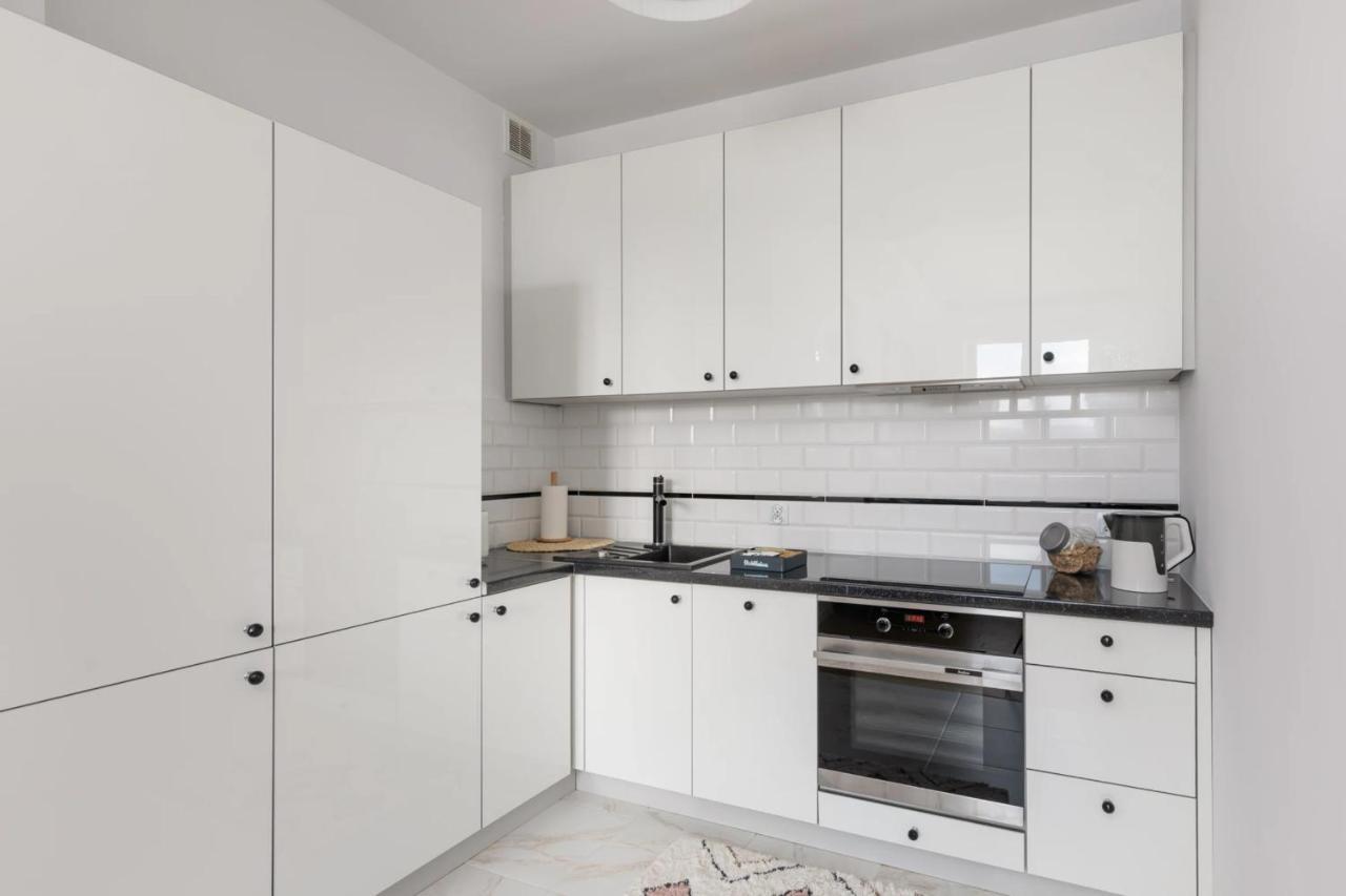 Przestronny Apartament Z Widokiem Na Miasto W Warszawie Varşovia Exterior foto
